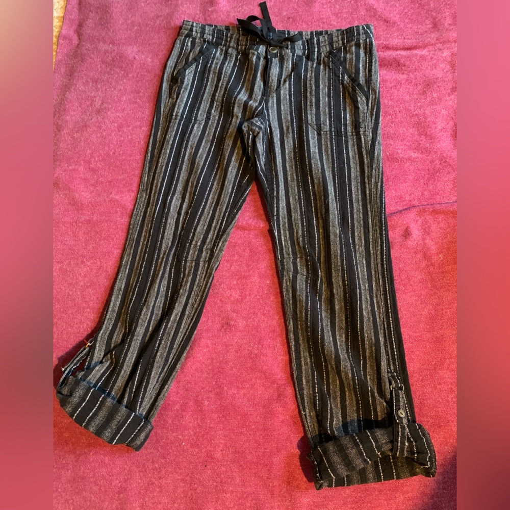 Hurley Black & Gray Striped Linen and Cotton Beach Pants size 5 - Roll Up Legs